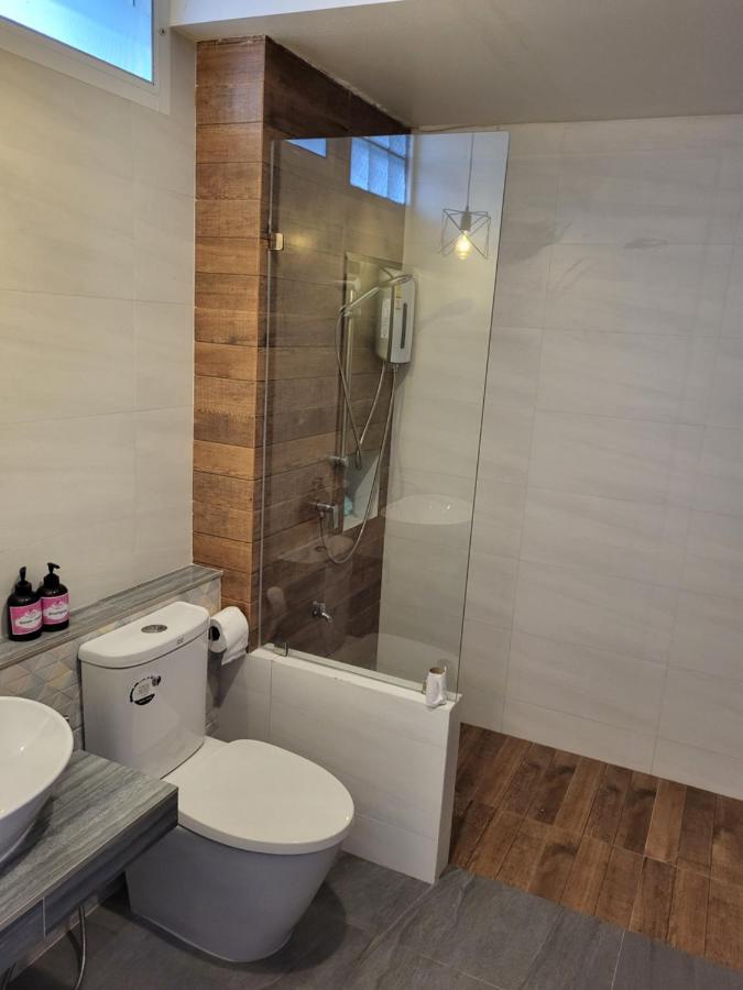 Pinky Hotel By Kanchana (Adults Only) Ko Lanta Екстериор снимка